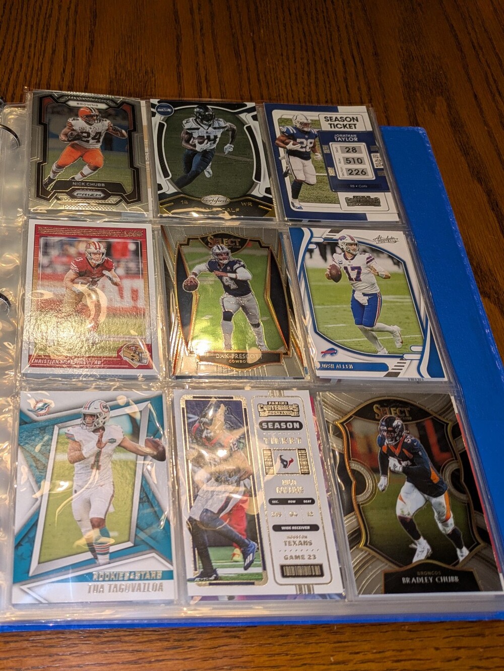 NFL Football Cards Binder 🔥 NFL Football Trading Cards Collection Lot 🏈